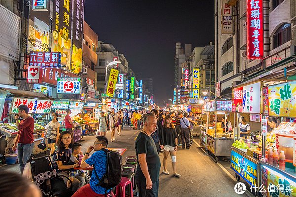 六合夜市的小吃品种明显要多于中华路夜市哦,吃货们可以好好