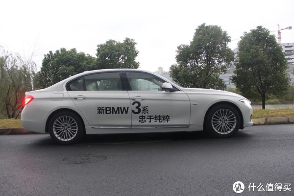 皮尺量过、屁股试过以后,再聊三款德系中型豪华车
