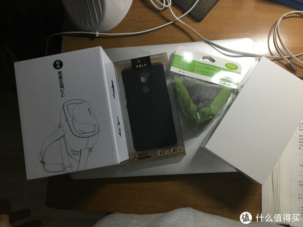 京东给了几个赠品，vr