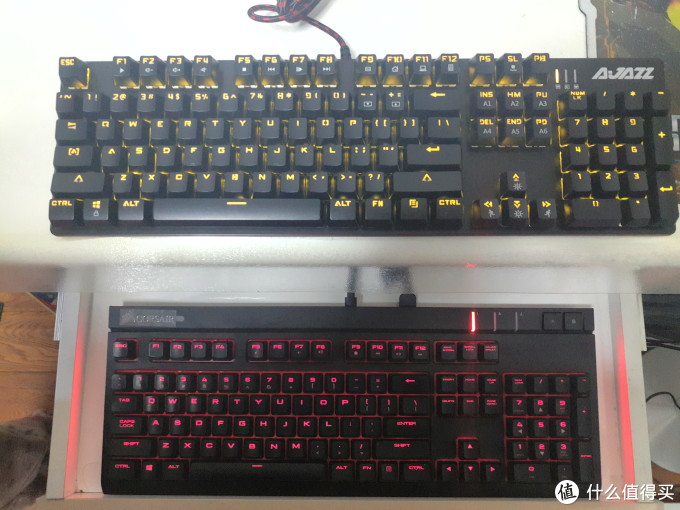 【轻众测】我又相信爱情了&无光不欢 黑爵 机械战警 合金机械键盘