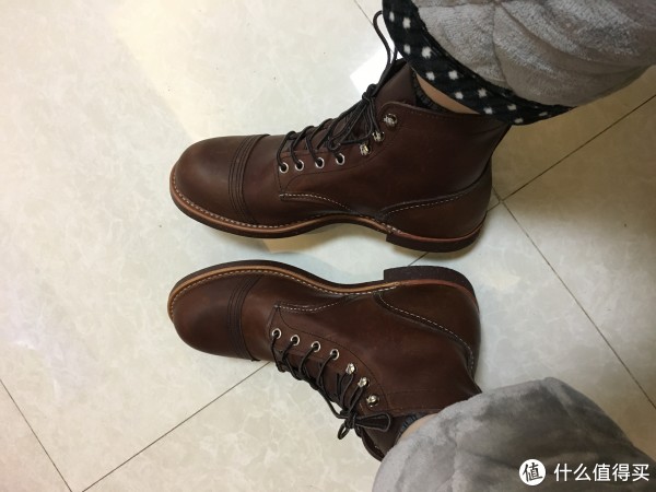 两只都穿上