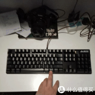 社区首页 电脑数码 电脑外设 键盘 文章详情  ▲从这两张图来看,还是