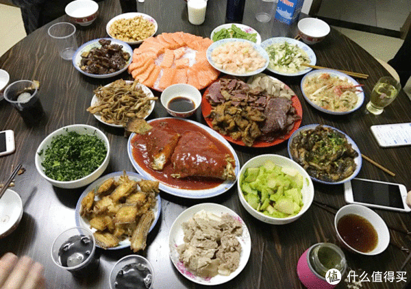 家里吃的年夜饭