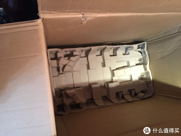 底部还是有一层纸壳。