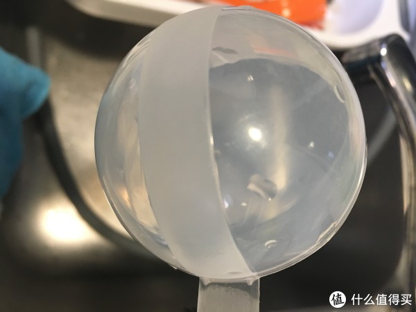 水壶的盖子也洗的很干净