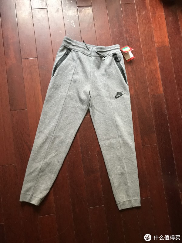 我是Nike粉 篇五:穿条女童裤!Nike 耐克 G NSW TCH FLC PANT KNT 收脚针织长裤(附实测尺码及真人兽)