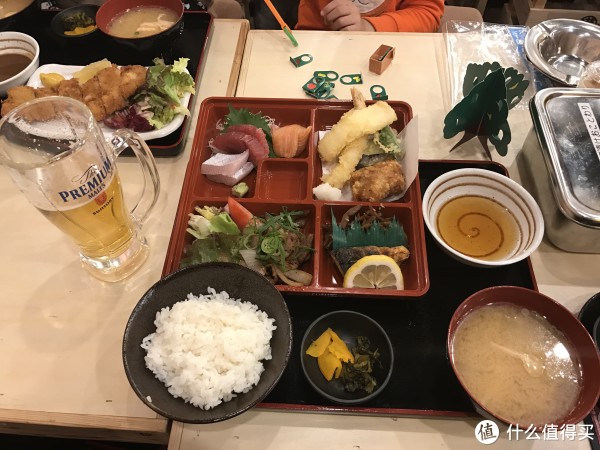 填饱肚子 填饱肚子