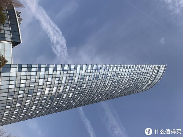 儿子问我为什么住盖了一半的楼 我竟无言以对 儿子问我为什么住盖了一半的楼 我竟无言以对