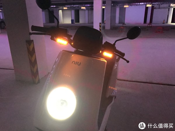 这个左右转向灯一起开叫什么来着