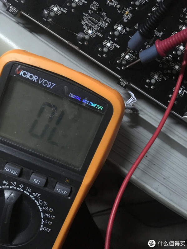 歪打正着,一次自行修复机械键盘按键失灵的经