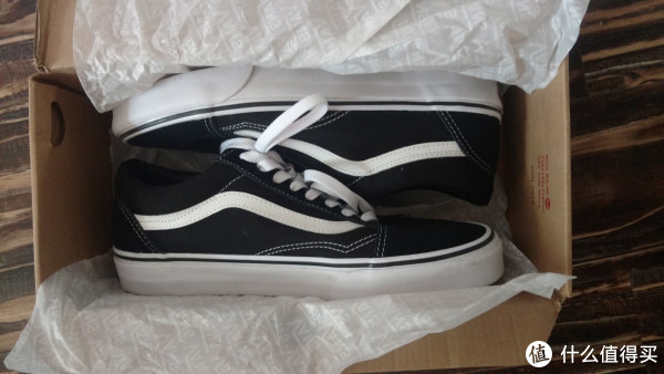 刚开箱时忘记拍了,这是后来放进去补拍的。 刚开箱时忘记拍了,这是后来放进去补拍的。