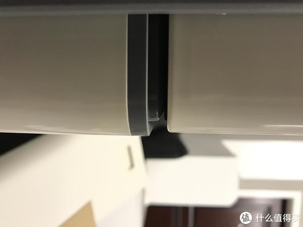 高效复合滤芯I和强效除甲醛滤芯装进去后有点没对齐