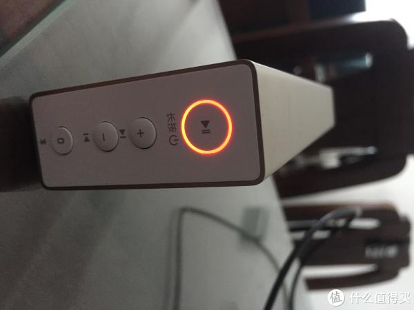 红色的环形指示灯