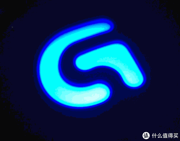 最后来一张灯光gif~鼠标已经插上去用了就不自拍合影了.