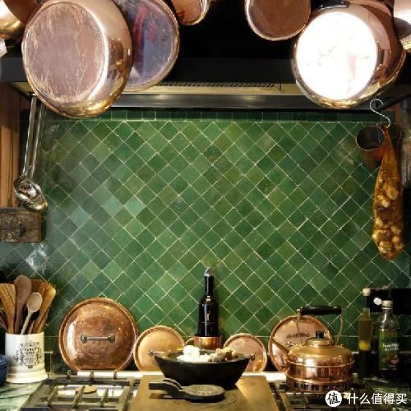 马赛克瓷砖的四大实用技巧,瞬间提亮你家厨卫颜值