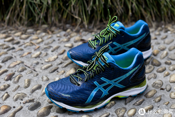 再入跑鞋情侣款 asics 亚瑟士 gel-nimbus 18 男女款顶级缓震跑鞋
