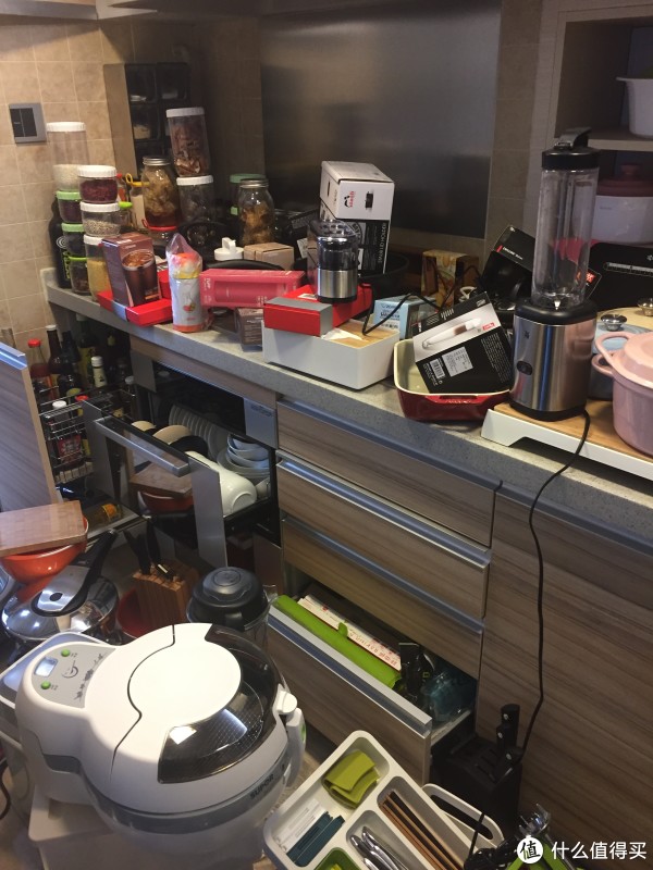 别崩溃!厨房里的那些事,说说厨房的收纳整理与清洁