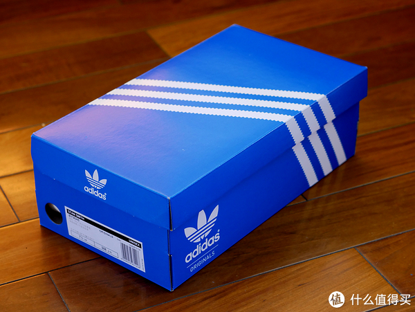 中年runner装备剁手之路篇三十四不是用来跑步的小白鞋adidas阿迪达斯