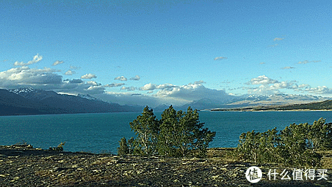 详情 我们的酒店叫做 奥兰季汽车旅馆(aorangi motel),坐落在一个湖边