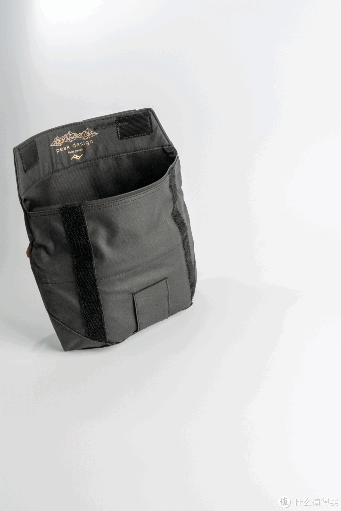 篇六:#全民分享季#field pouch 附件包使用感受及两代对比_什么值得买