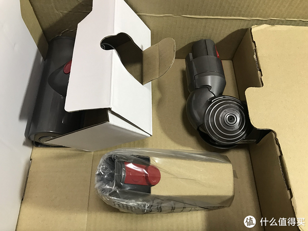 v10上市我开用v8:dyson 戴森 v8 absolute手持无线吸尘器开箱及使用