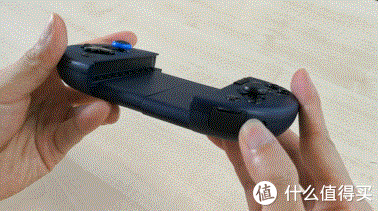 首页 消费众测 众测报告 评测详情  手柄的连接方式可以使用usb和手机