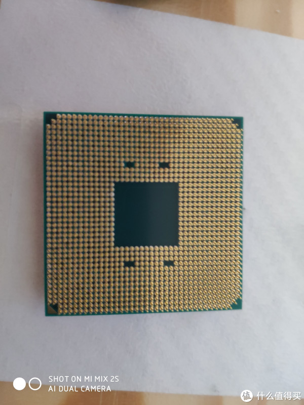 t1400 cpu t2400 cpu_cpu背面_笔记本cpu与台式机cpu