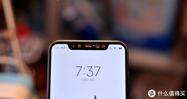 不吹也不黑,小米8入手一个月体验.