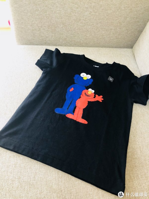 优衣库&芝麻街&kaws