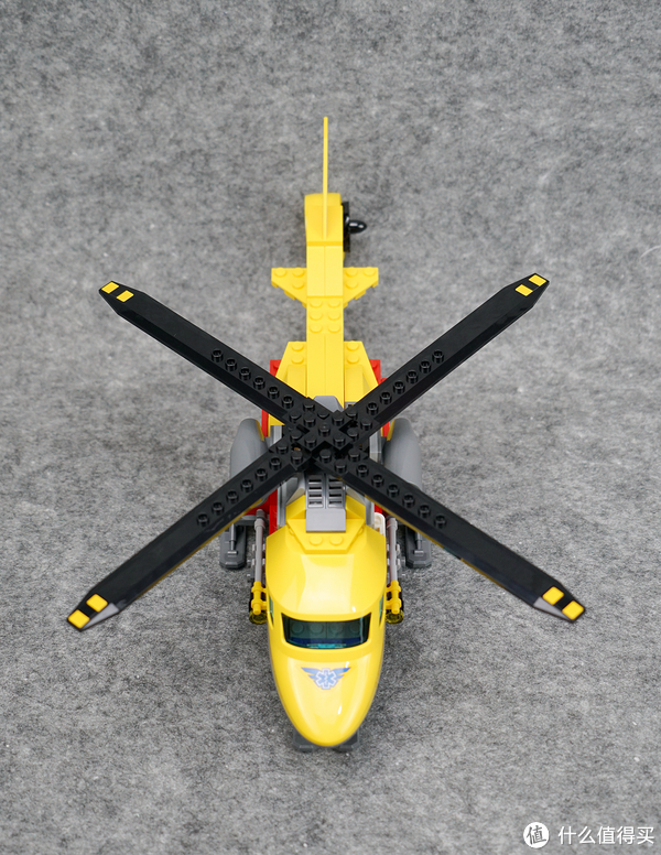 特殊件堆出一架直升机:lego 乐高 60179 city 城市系列 急救直升机