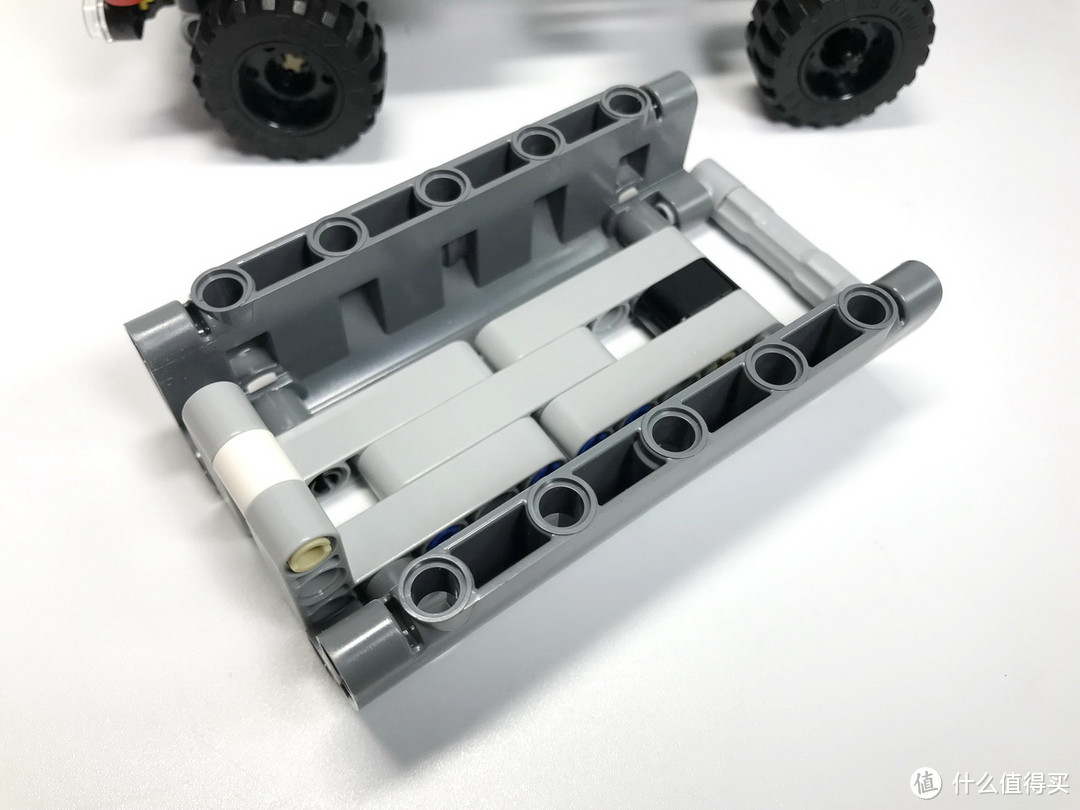 套装虽小高价零件不少乐高lego42084吊钩式装载卡车