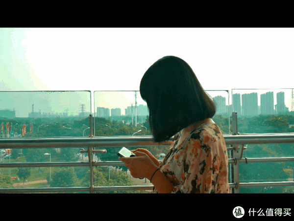 那么连贯,实际画面很稳,以下gif只做参考,实际画面参看文章开头的视频