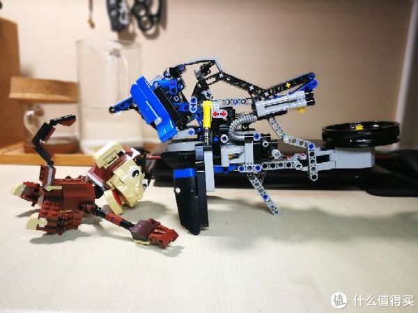 乐高科技组系列 篇一:lego 乐高科技组42063 b模式 bmw概念飞行摩托