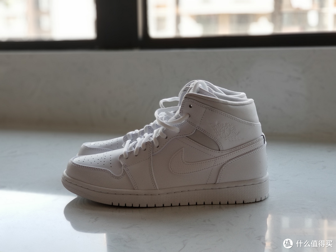 买鞋不能停篇一我的第一双ajairjordan1纯白篮球鞋开箱试穿附真人兽