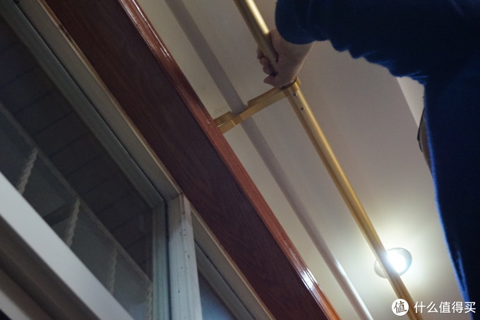 懒到极致 篇一:电动罗马杆窗帘替换