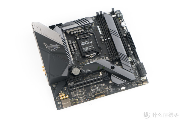 低调的奢华,i9-9900k / rog m11g / rog rtx 2080 / nzxt h400 装机