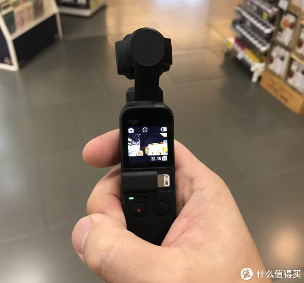 大疆最小三轴机械云台——dji osmo pocket口袋云台相机详细评测