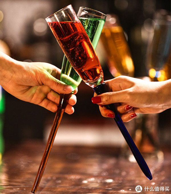 遇上这么好看的酒杯,我好想跟你喝一杯!