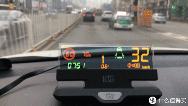 首页 消费众测 众测报告 评测详情  7,如果车道偏离,会发出刺耳的蜂鸣