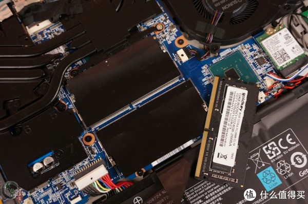 机械革命深海泰坦x8ti plus geforce rtx版游戏本体验(有详细的拆机