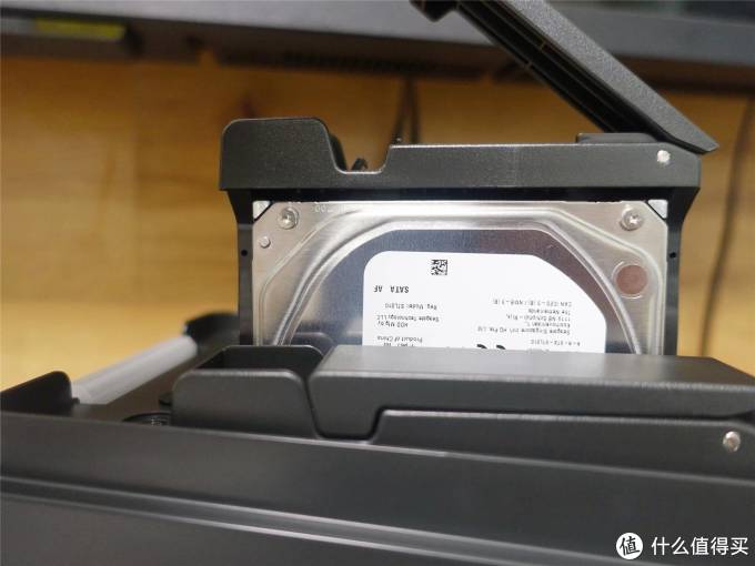 如何用NAS打造影片存储中心?实战QNAP 453Dmini+NETGEAR RAX8