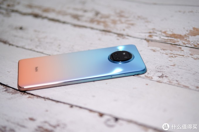 红米note9pro外观图,红米note9pro图片 疑似值得买首发红米note9pro湖光秋色开箱简评