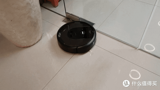 定义清洁新玩法儿自带摄像头可定时定区打扫卫生的iroboti7扫地