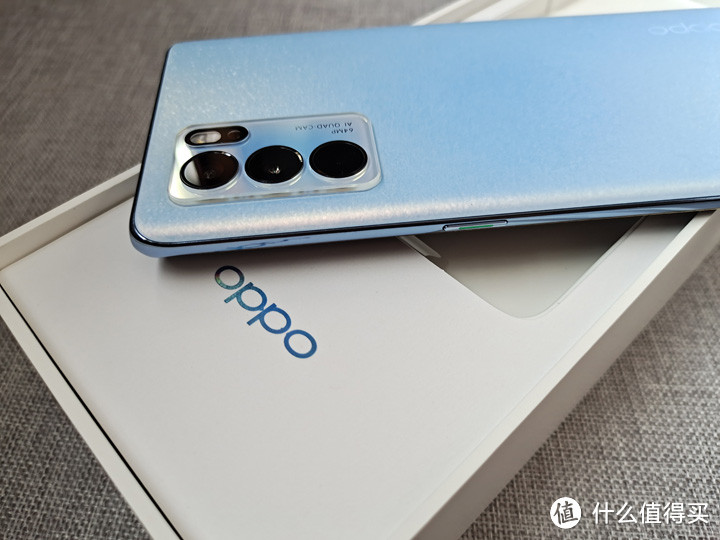 不化妆也能拍出漂亮照片 游戏振感更好 oppo reno6 pro深度评测_手机