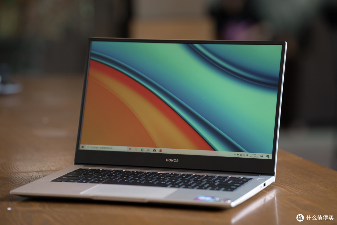 高颜值生产力工具——荣耀magicbook 14锐龙版体验测评_笔记本电脑