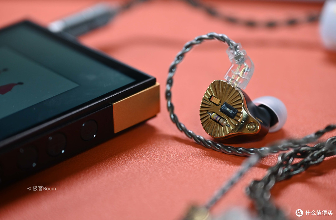 みみ 准备退坑！索尼ZX707+锦瑟香也CROWN真实感受_随身播放器_什么值得买