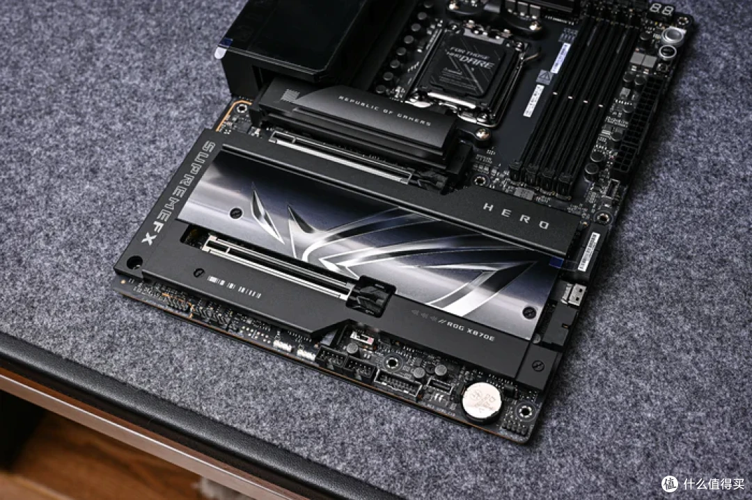 ROG X870E HERO+挚科无界 6000 C28+乔思伯 X400 装机展示
