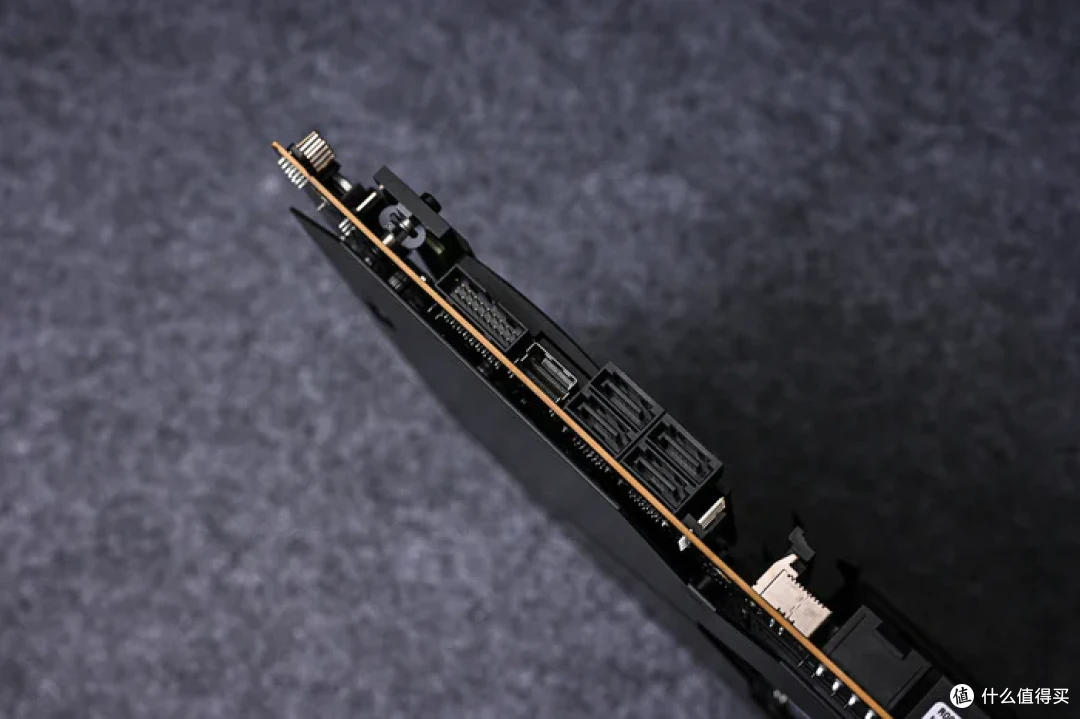ROG X870E HERO+挚科无界 6000 C28+乔思伯 X400 装机展示
