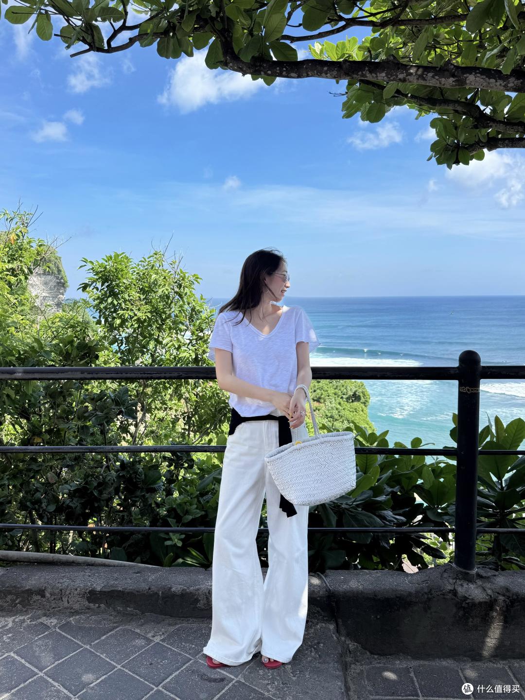 夏天“穷人别买”的5件衣服,一看就又穷酸又想装!还不如不买