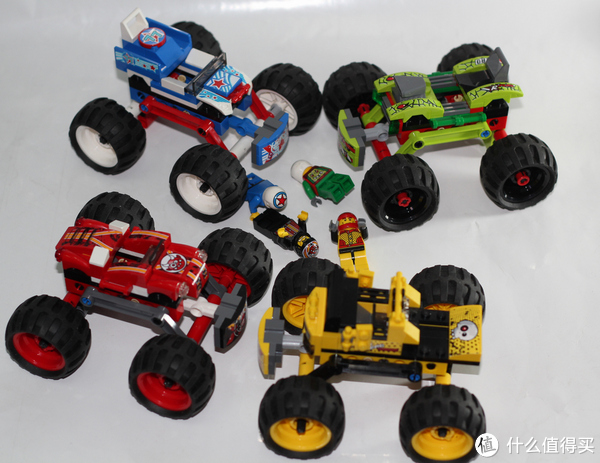 1秒钟变超人！LEGO 乐高 赛车组系列